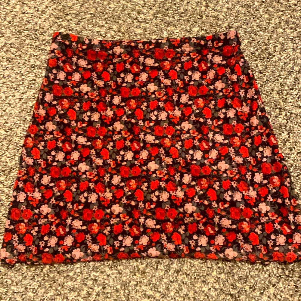 Floral mini skirt size xs/ s